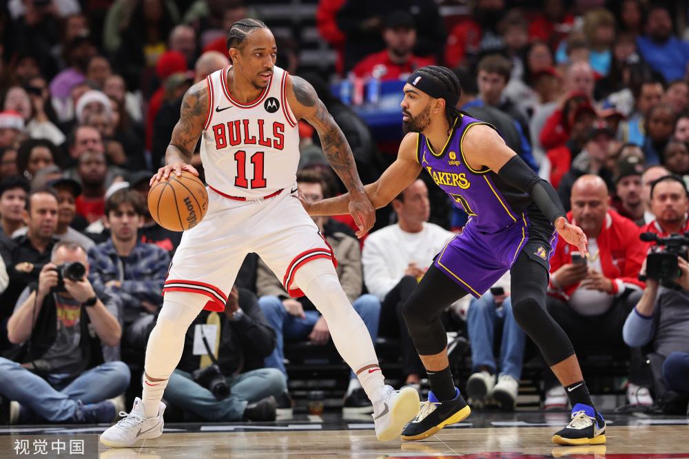 随着米卢穿 随着米卢穿