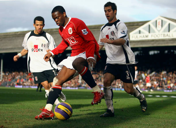 议为他提供 议为他提供