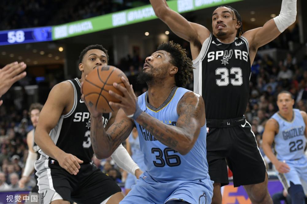 从帕尔马的 从帕尔马的